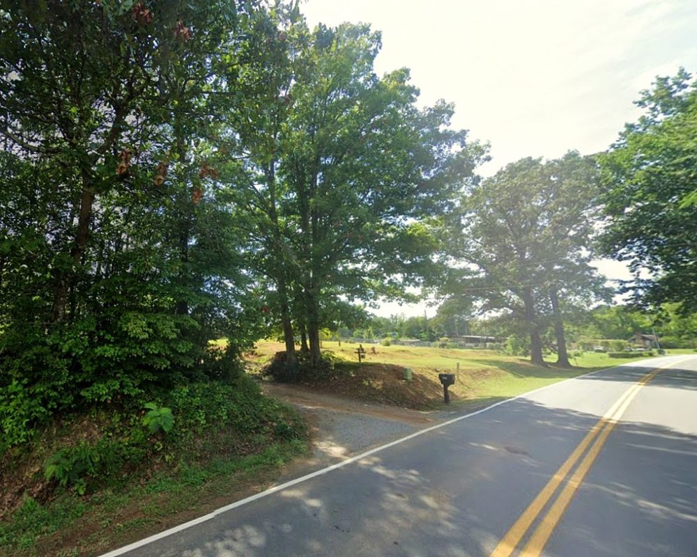 Old Chester Rd, Blacksburg - Street View - Access Rd